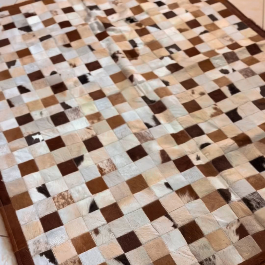 Tapete De Couro Quadriculado Premium Marrom e Branco Placa 10x10